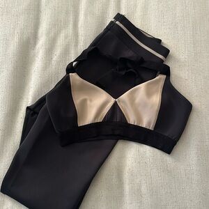 TAN LINES workout set
